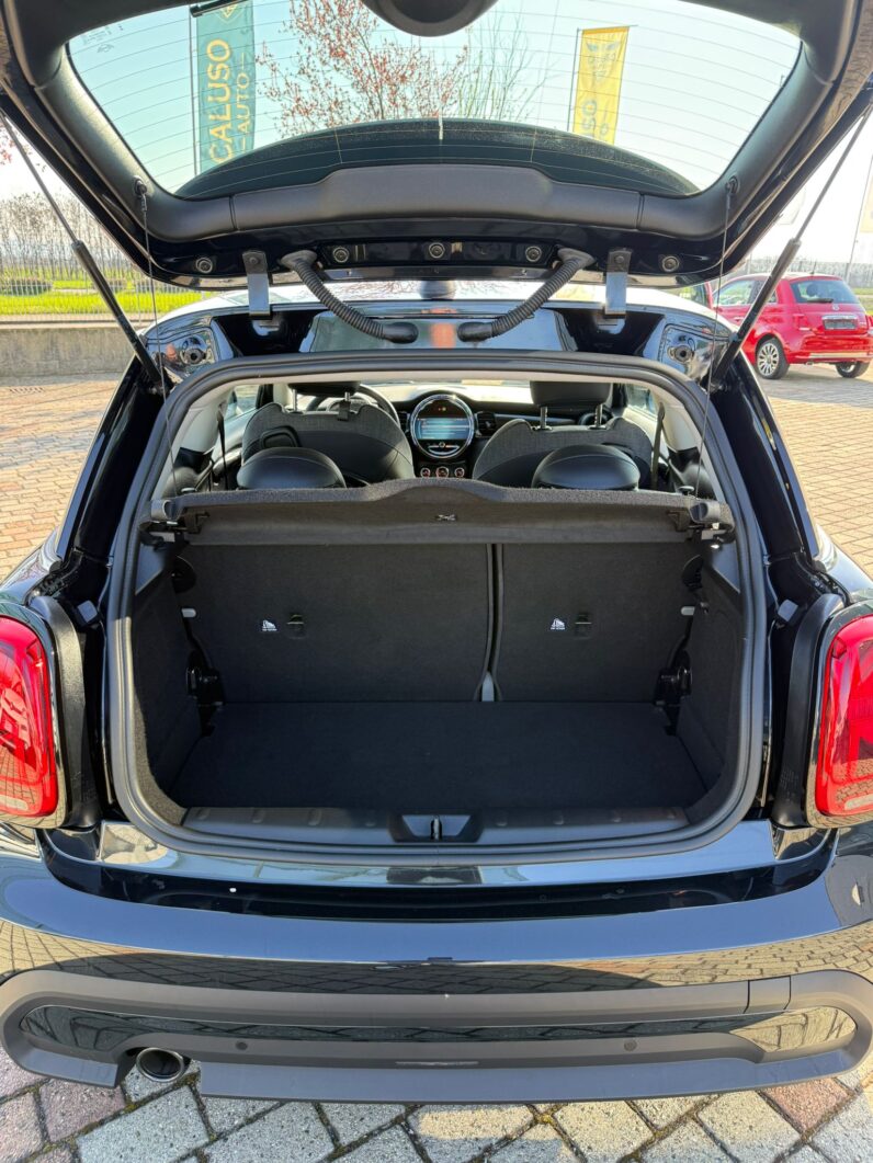 
								MINI Cooper Mini 3p 1.5 Cooper Premium Plus full									