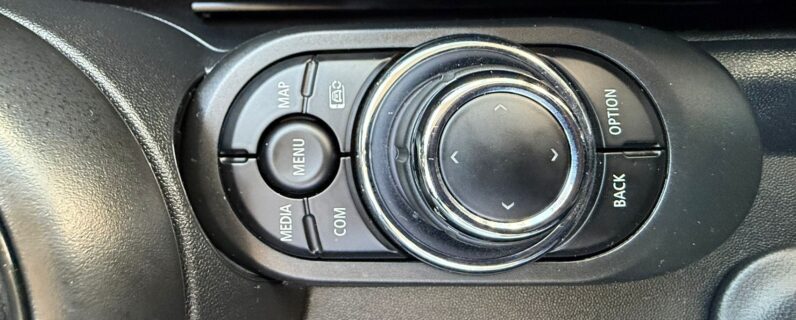 
								MINI Cooper Mini 3p 1.5 Cooper Premium Plus full									