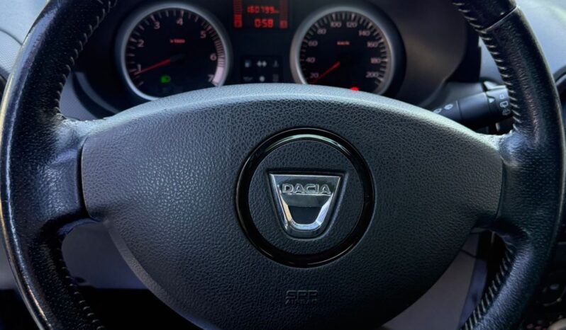 
								Dacia Duster  Laureate full									