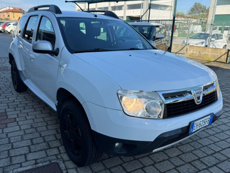 
								Dacia Duster  Laureate full									