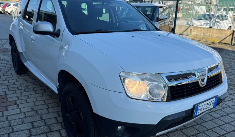 
								Dacia Duster  Laureate full									
