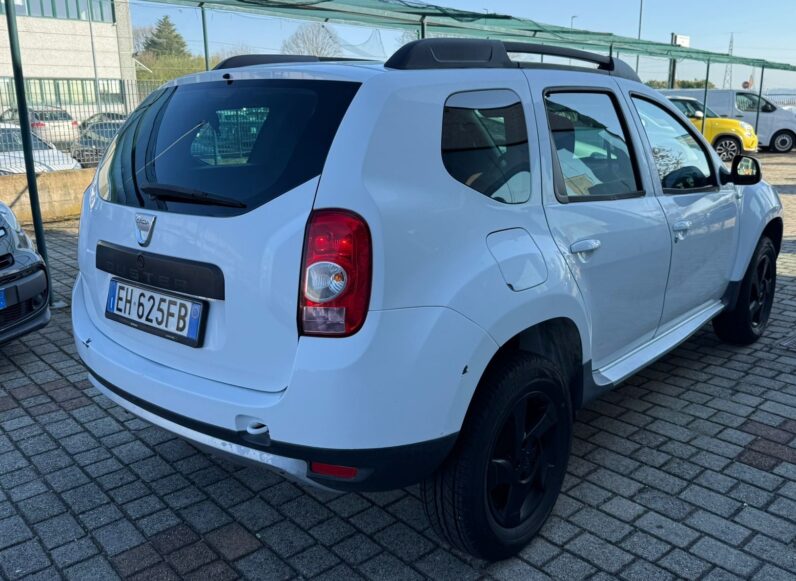 
								Dacia Duster  Laureate full									