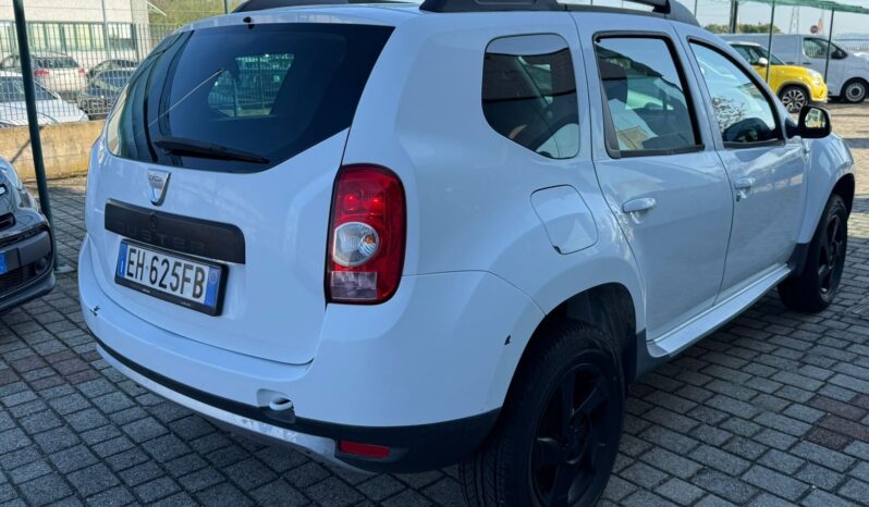 
								Dacia Duster  Laureate full									