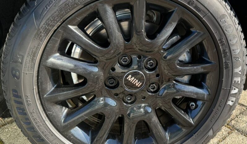 
								MINI Cooper Mini 3p 1.5 Cooper Premium Plus full									