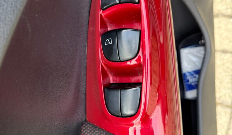 
								Juke I 2015 1.5 dci Acenta 110cv E6 full									