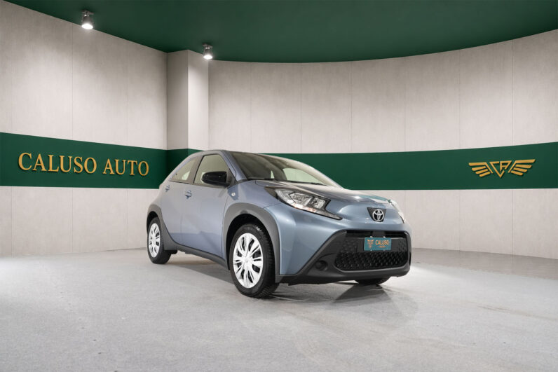 
								Toyota Aygo X full									