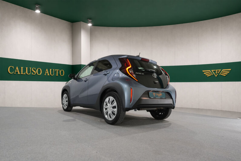 
								Toyota Aygo X full									