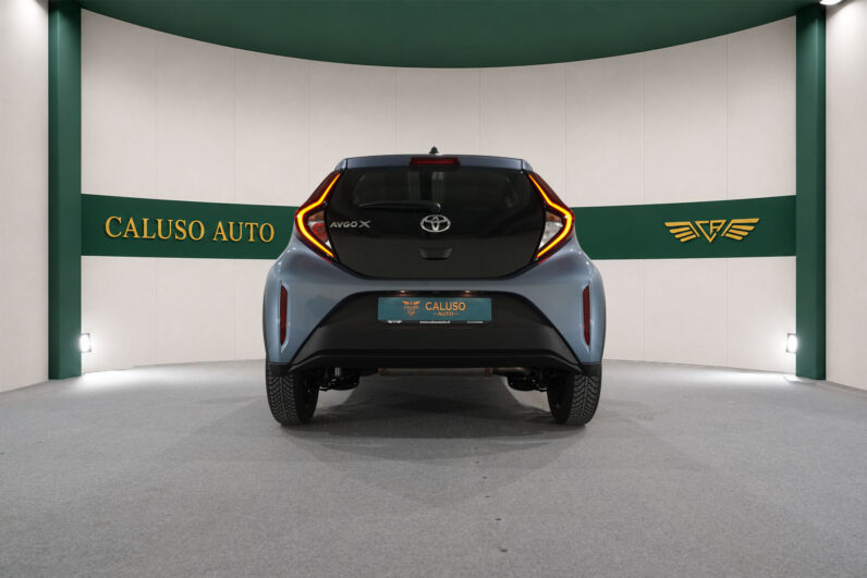 
								Toyota Aygo X full									
