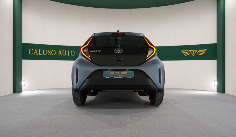 
								Toyota Aygo X full									