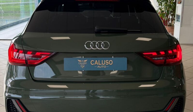 
								A1 30 1.0 tfsi S Line Edition 116cv s-tronic full									