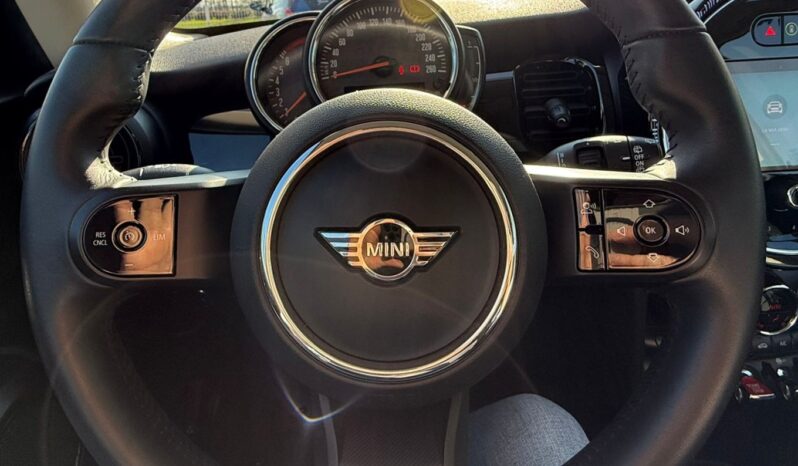 
								MINI Cooper Mini 3p 1.5 Cooper Premium Plus full									