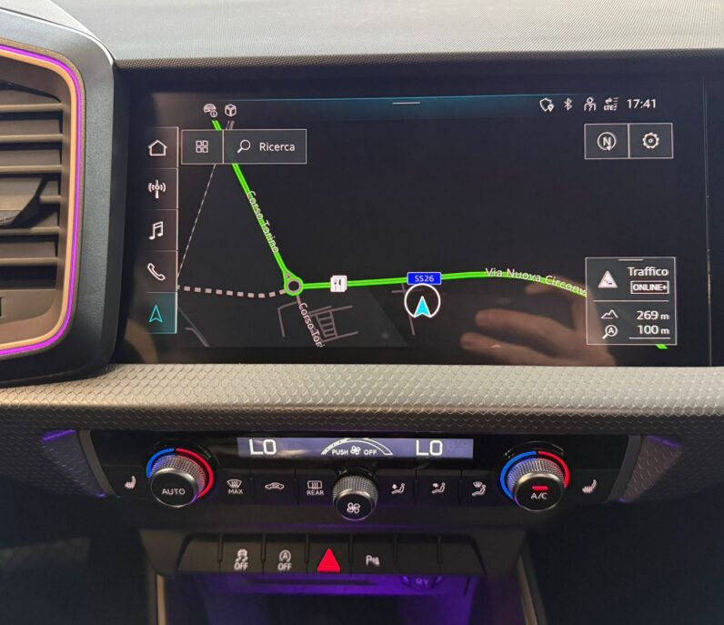 
								A1 30 1.0 tfsi S Line Edition 116cv s-tronic full									