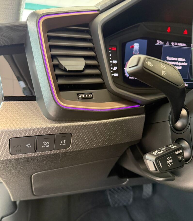 
								A1 30 1.0 tfsi S Line Edition 116cv s-tronic full									