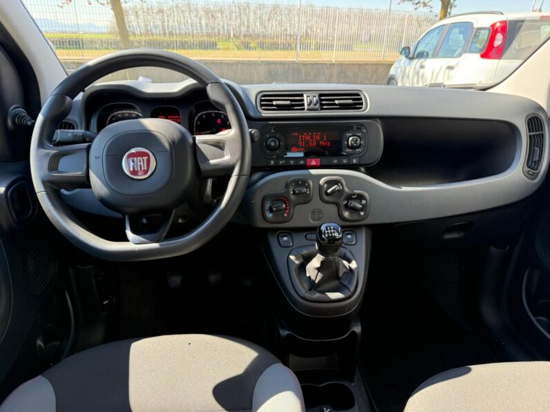 
								FIAT PANDA EASY PLUS full									