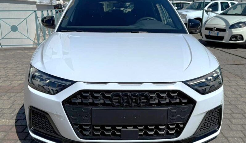 
								AUDI A1 30 TSFI S-TRONIC IDENTITY BLACK S-LINE full									