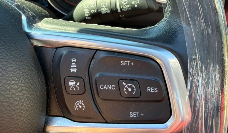 
								WRANGLER MJT SAHARA AUTO full									