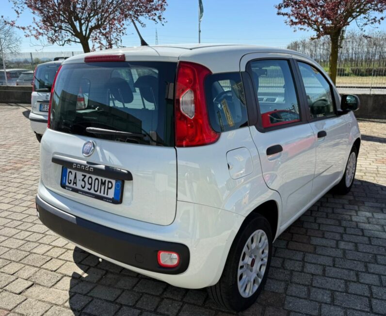 
								FIAT PANDA EASY PLUS full									