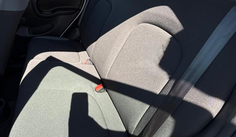 
								FIAT PANDA EASY PLUS full									