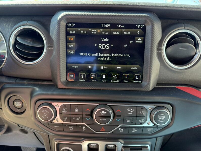 
								WRANGLER MJT SAHARA AUTO full									