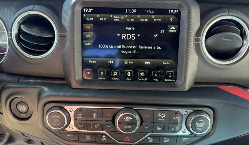 
								WRANGLER MJT SAHARA AUTO full									