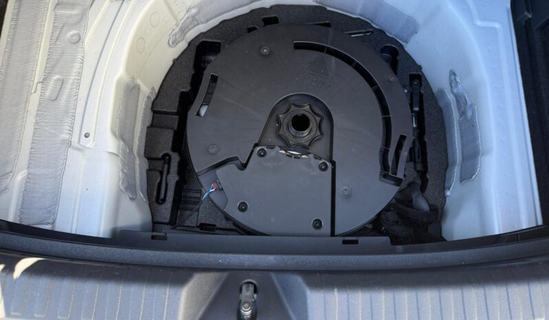 
								AUDI A1 30 TSFI S-TRONIC IDENTITY BLACK S-LINE full									