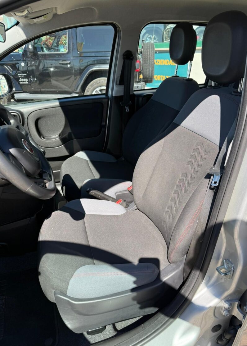 
								FIAT PANDA EASY PLUS full									