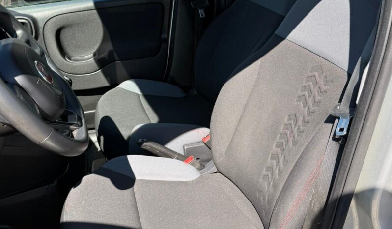 
								FIAT PANDA EASY PLUS full									