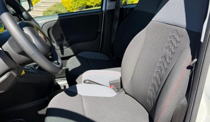 
								FIAT PANDA EASY PLUS full									