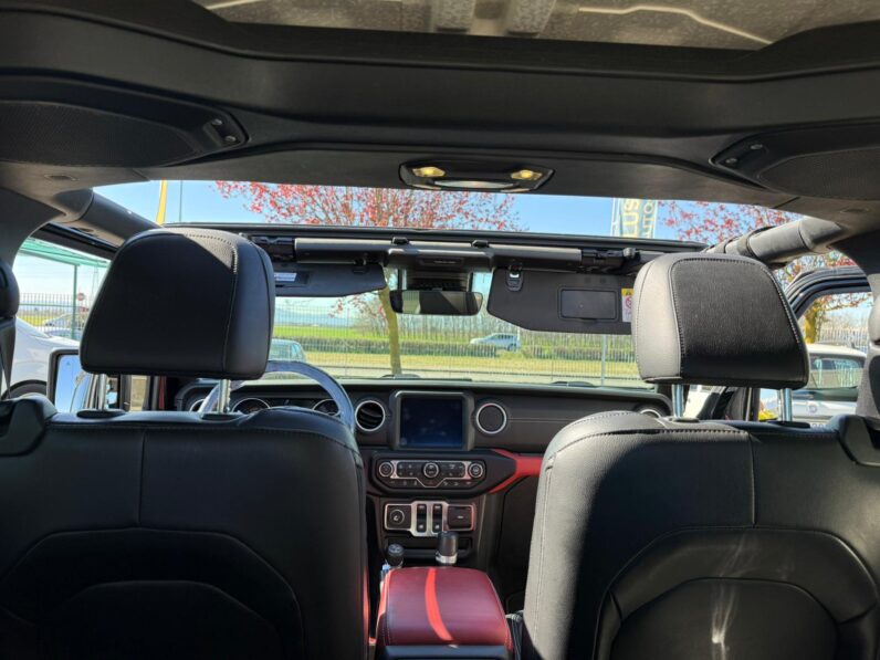 
								WRANGLER MJT SAHARA AUTO full									