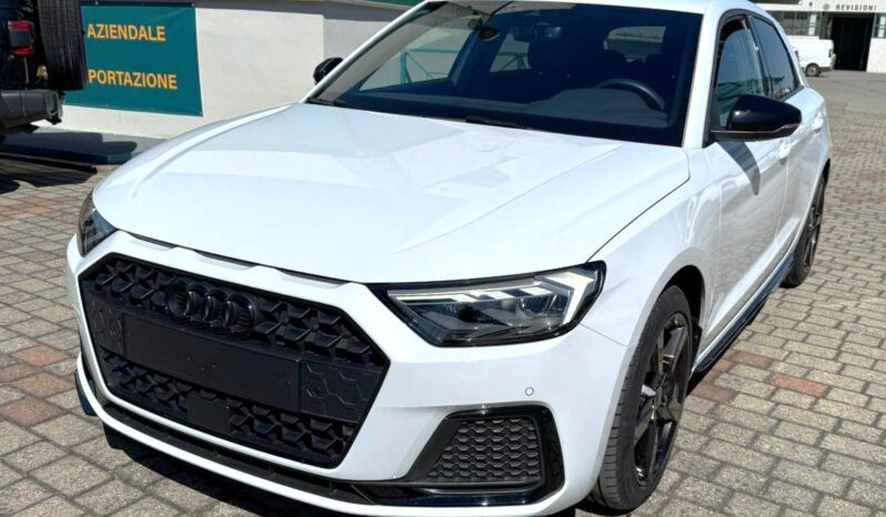 
								AUDI A1 30 TSFI S-TRONIC IDENTITY BLACK S-LINE full									