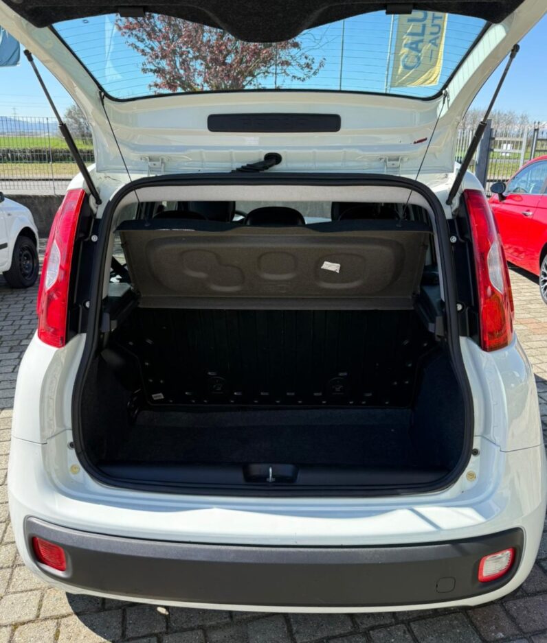 
								FIAT PANDA EASY PLUS full									