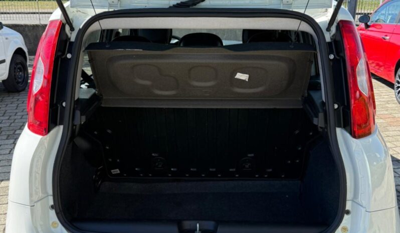 
								FIAT PANDA EASY PLUS full									