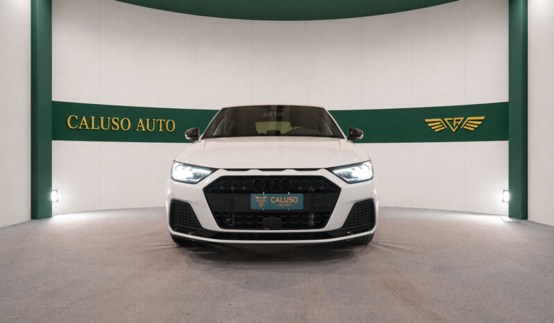 
								AUDI A1 30 TSFI S-TRONIC IDENTITY BLACK S-LINE full									