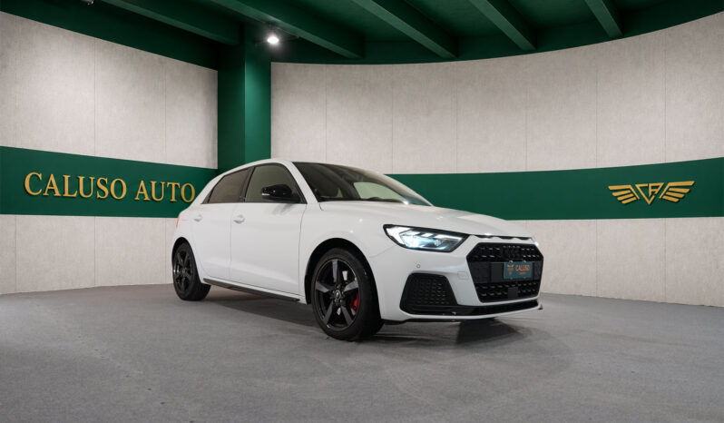 
								AUDI A1 30 TSFI S-TRONIC IDENTITY BLACK S-LINE full									