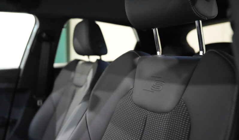 
								AUDI A1 30 TSFI S-TRONIC IDENTITY BLACK S-LINE full									
