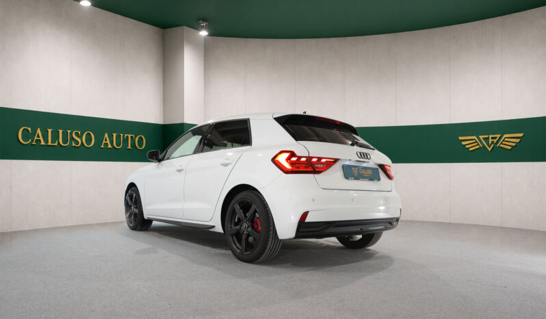 
								AUDI A1 30 TSFI S-TRONIC IDENTITY BLACK S-LINE full									