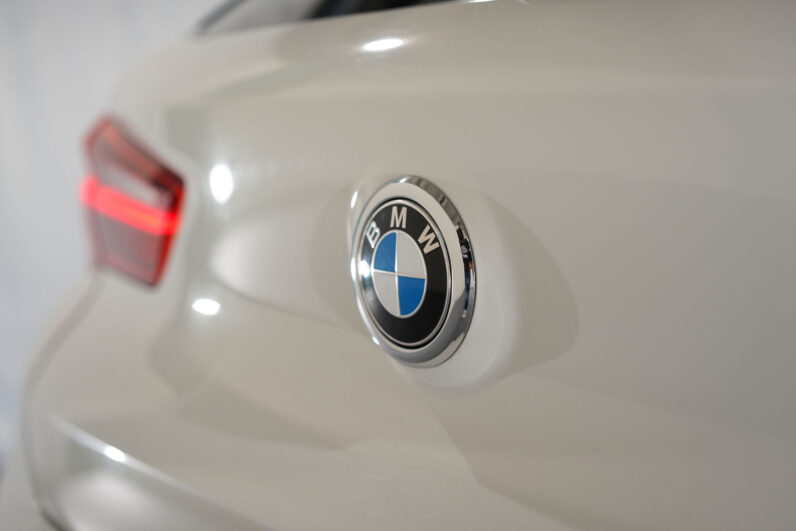 
								BMW X2  F39 118i M-sport X auto full									