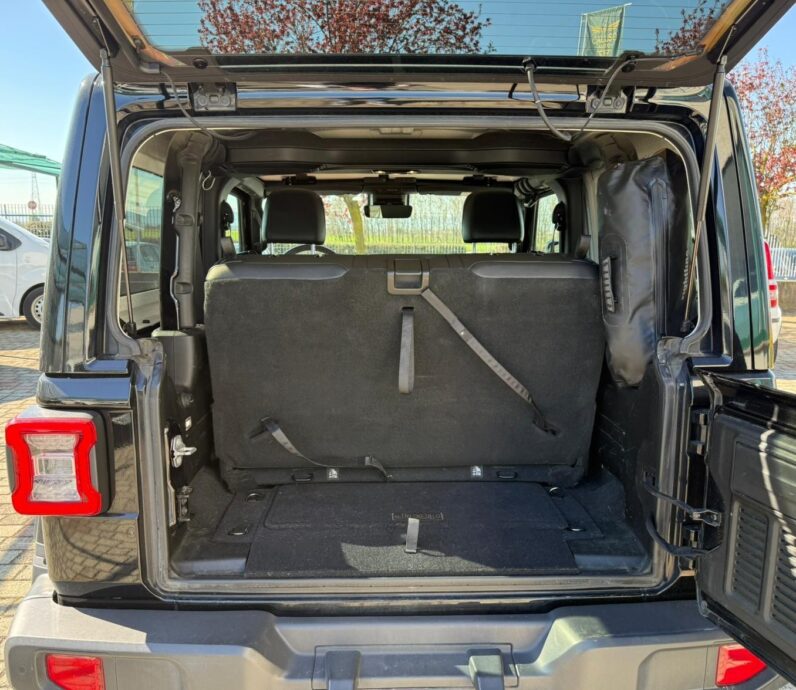 
								WRANGLER MJT SAHARA AUTO full									