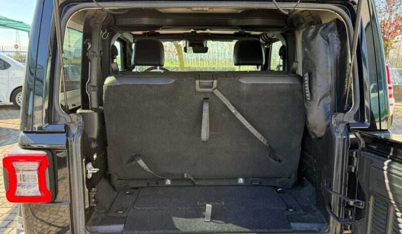 
								WRANGLER MJT SAHARA AUTO full									