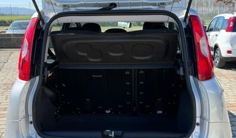 
								FIAT PANDA EASY PLUS full									