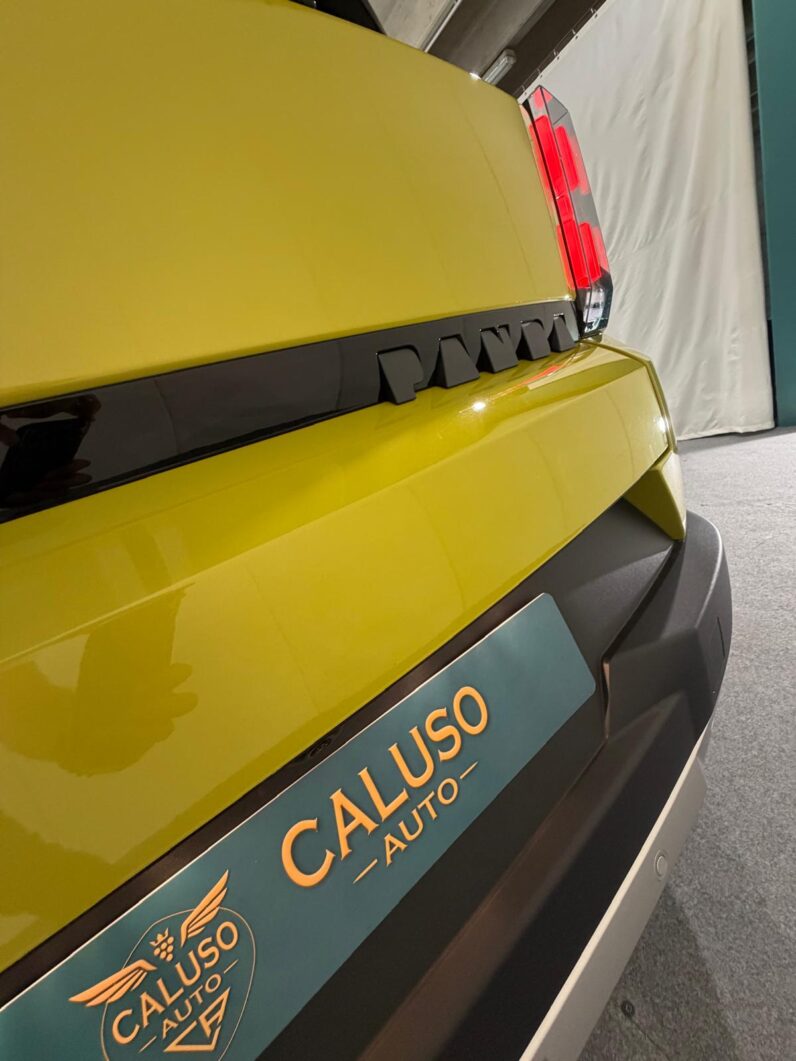 
								FIAT GRANDE PANDA PRIMA HYBRID full									