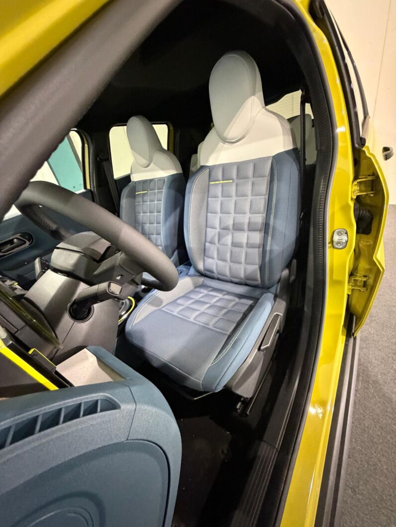 
								FIAT GRANDE PANDA PRIMA HYBRID full									