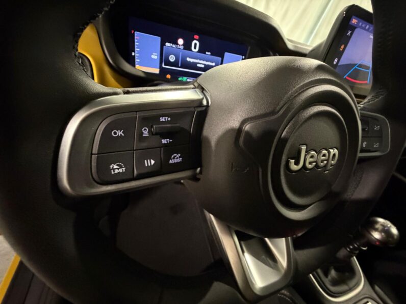 
								JEEP AVENGER 1.2 TURBO 100 CV SUMMIT full									