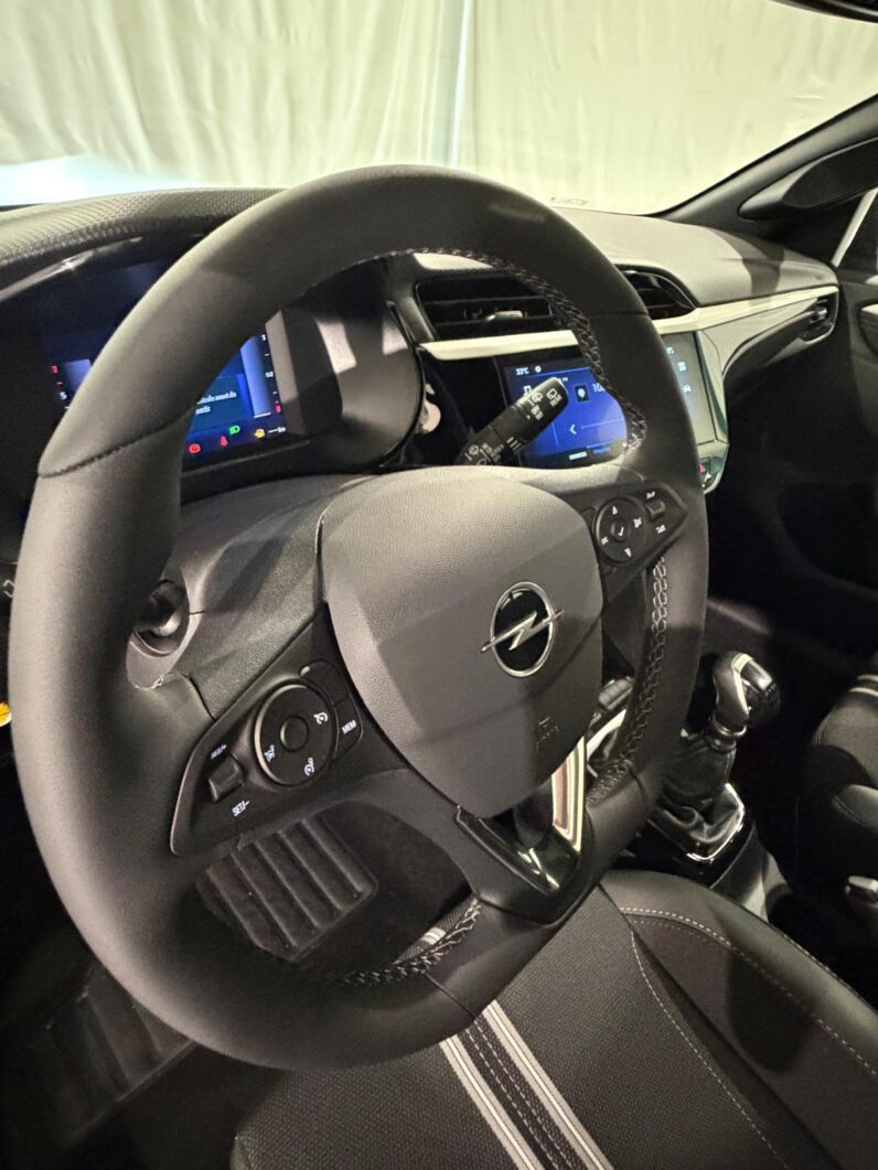
								OPEL CORSA GS 1.2 TURBO 100 CV full									
