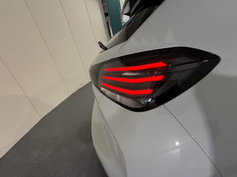 
								PEUGEOT 208 STYLE 1.2 PURETECH 100 CV full									