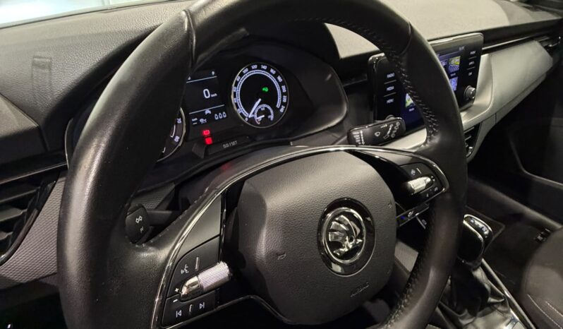 
								ŠKODA KAMIQ 1.0 TSI 110 CV DSG MONTE CARLO full									